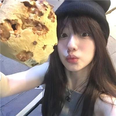 小资女孩向前冲